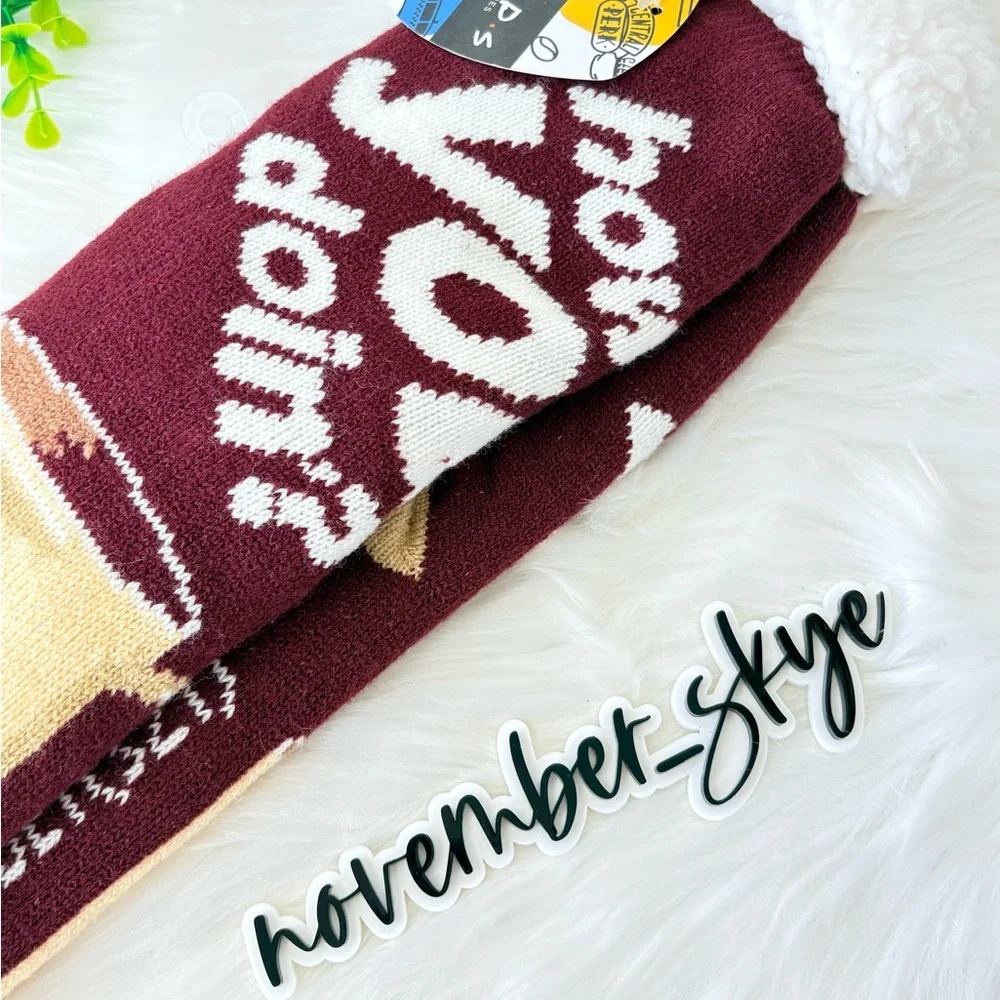 FRIENDS‎ “How you doin?” Sherpa Lined Socks